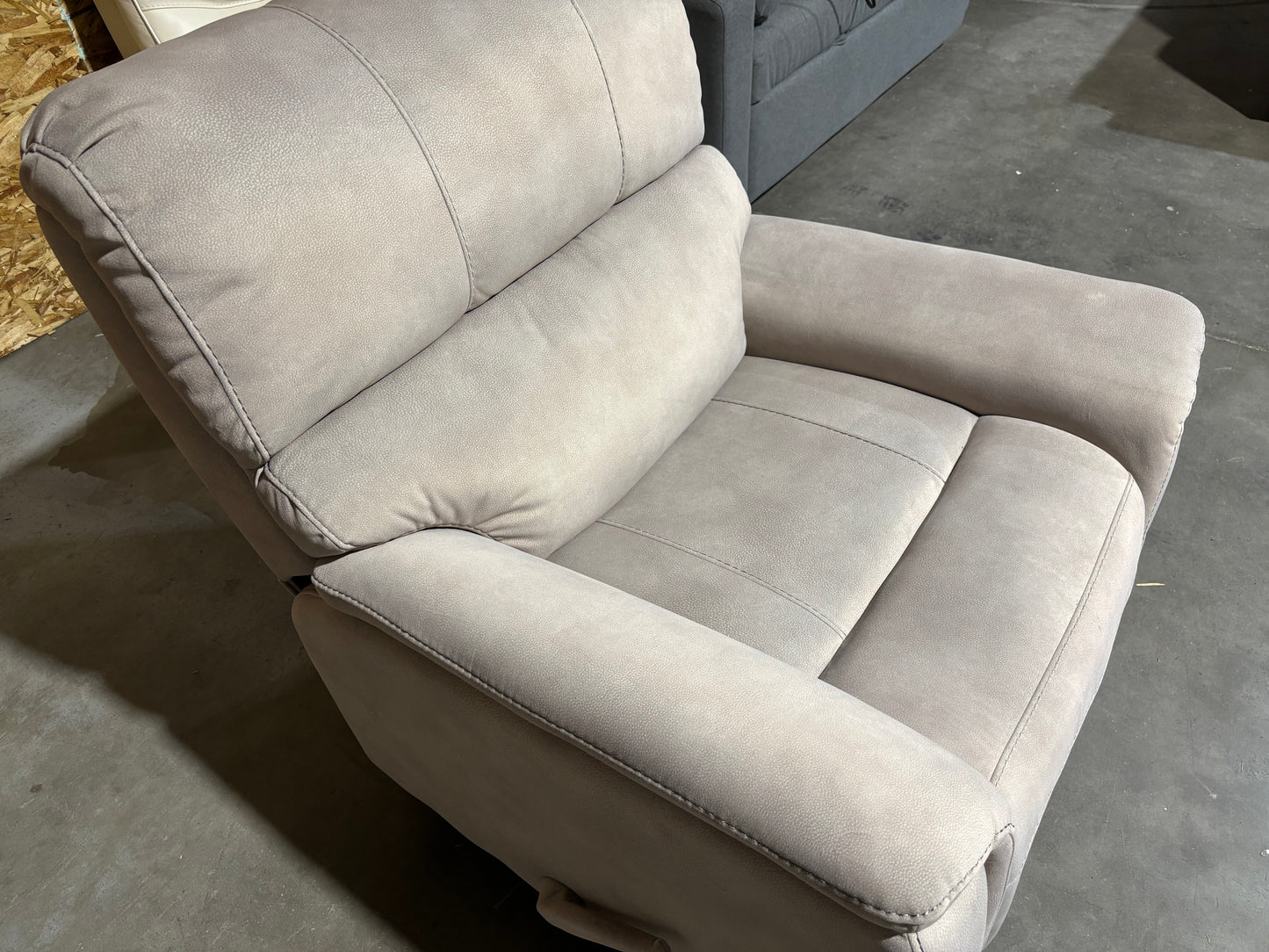 Recliner